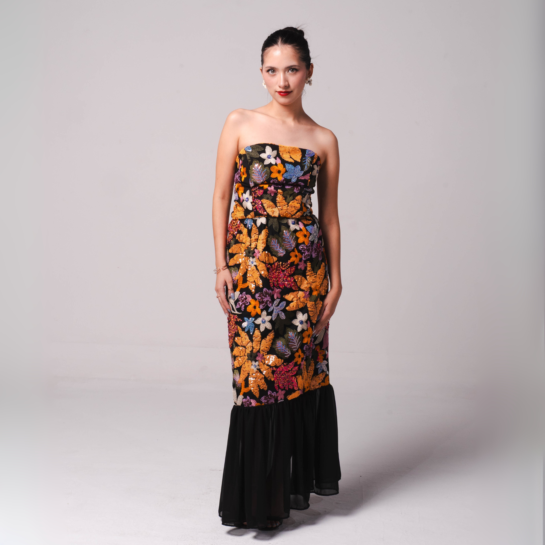 vestido de cocktail con flores